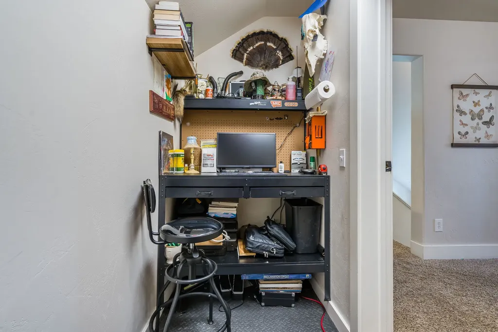 2 Empire Loop Kalispell MT 59901