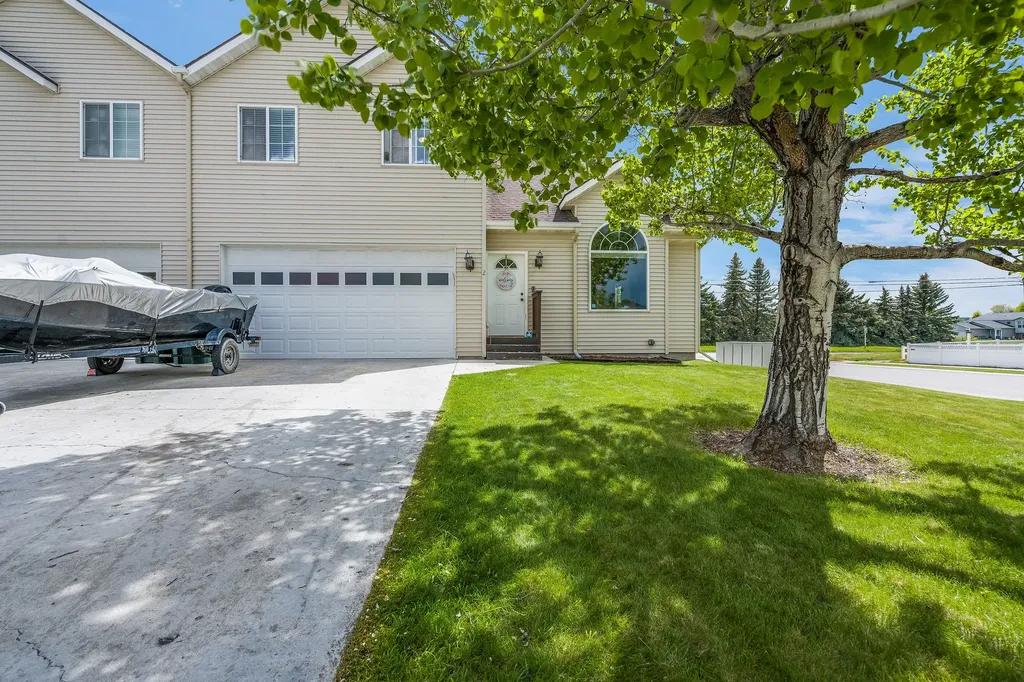 2 Empire Loop Kalispell MT 59901