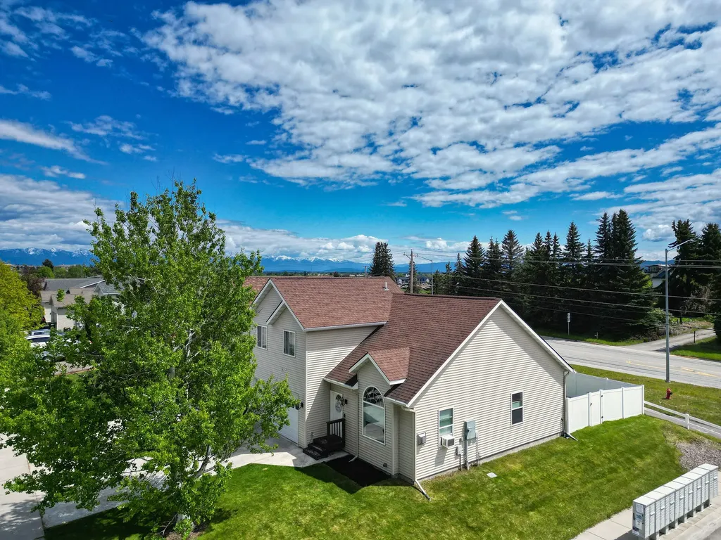 2 Empire Loop Kalispell MT 59901