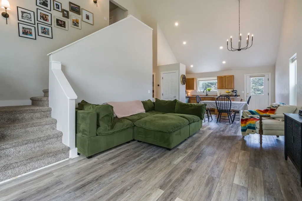 2 Empire Loop Kalispell MT 59901