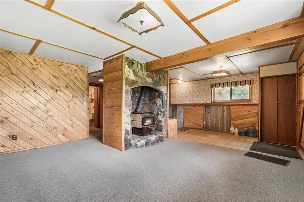 212 Swamp View Lane Kila MT 59920