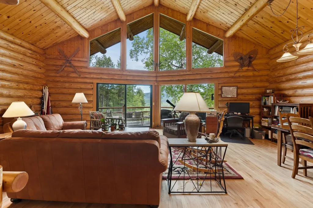 1087 Lakeview Lane Columbia Falls MT 59912