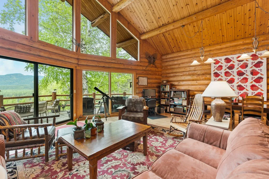 1087 Lakeview Lane Columbia Falls MT 59912