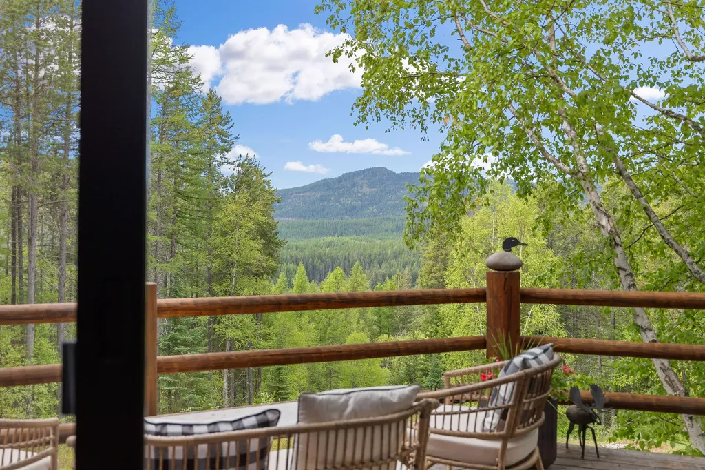 1087 Lakeview Lane Columbia Falls MT 59912
