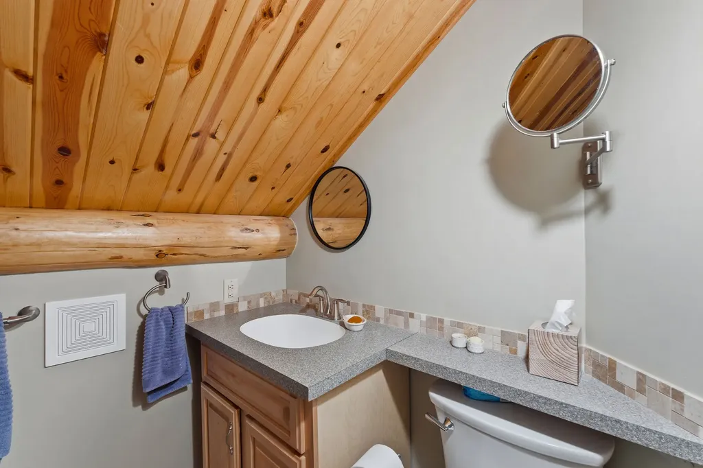 1087 Lakeview Lane Columbia Falls MT 59912