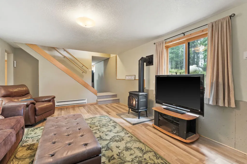 1087 Lakeview Lane Columbia Falls MT 59912