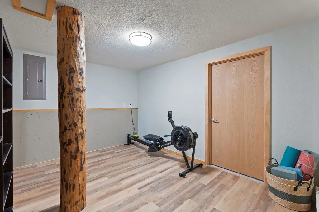 1087 Lakeview Lane Columbia Falls MT 59912