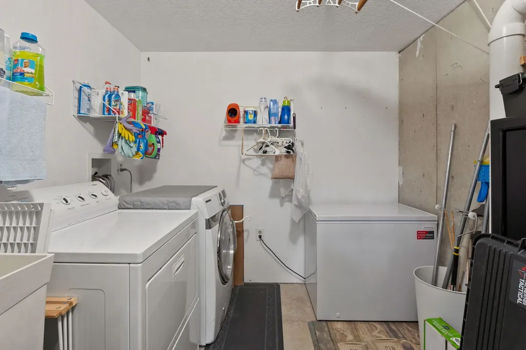 1087 Lakeview Lane Columbia Falls MT 59912