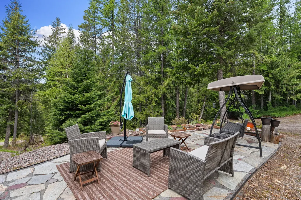 1087 Lakeview Lane Columbia Falls MT 59912