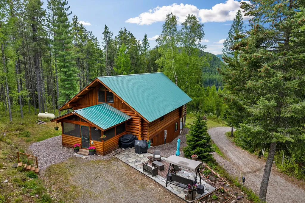 1087 Lakeview Lane Columbia Falls MT 59912