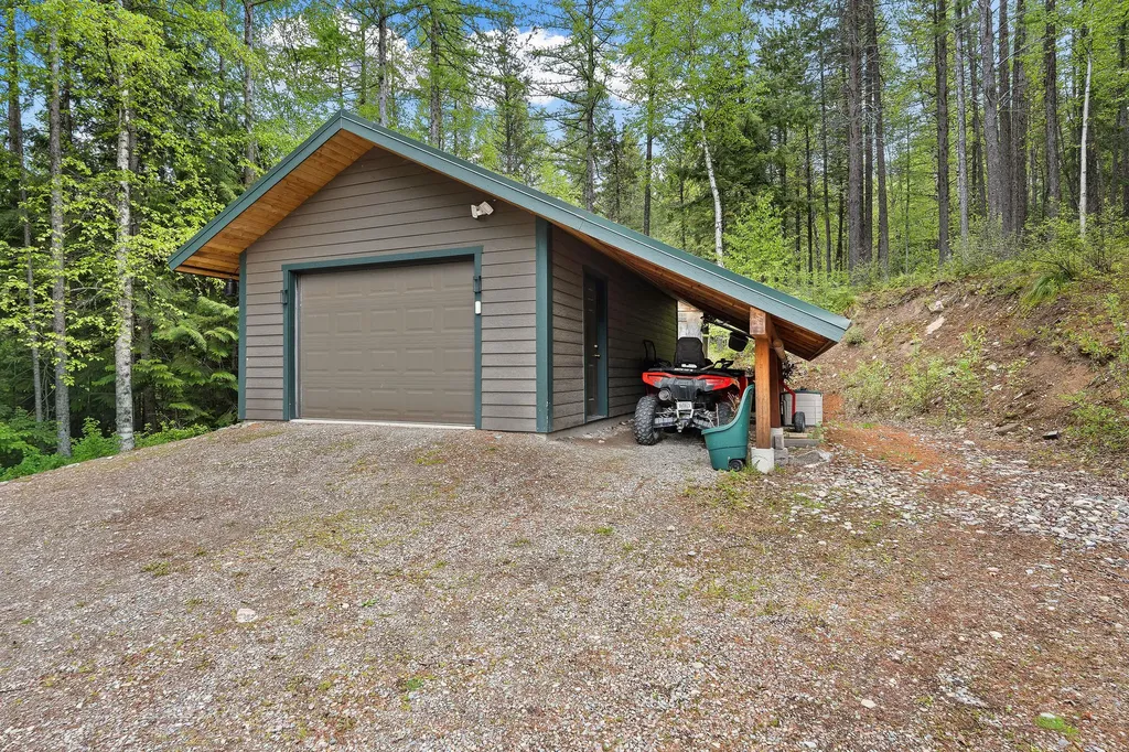1087 Lakeview Lane Columbia Falls MT 59912