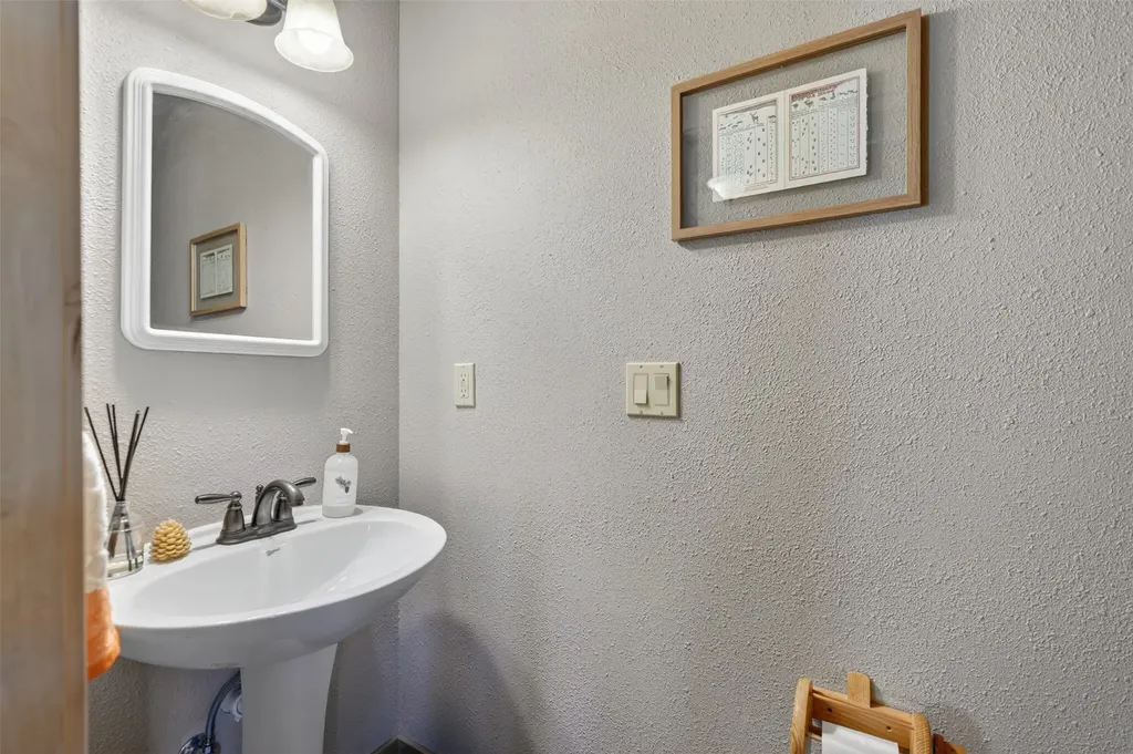 40 Coyote Canyon Road Kalispell MT 59901