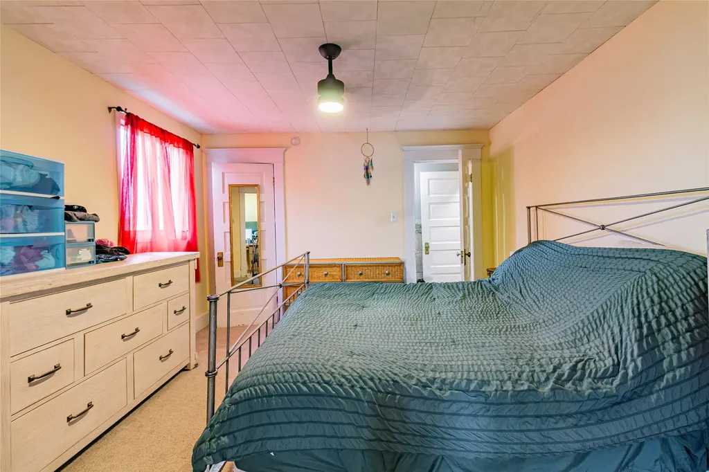1036 W Diamond Street Butte MT 59701