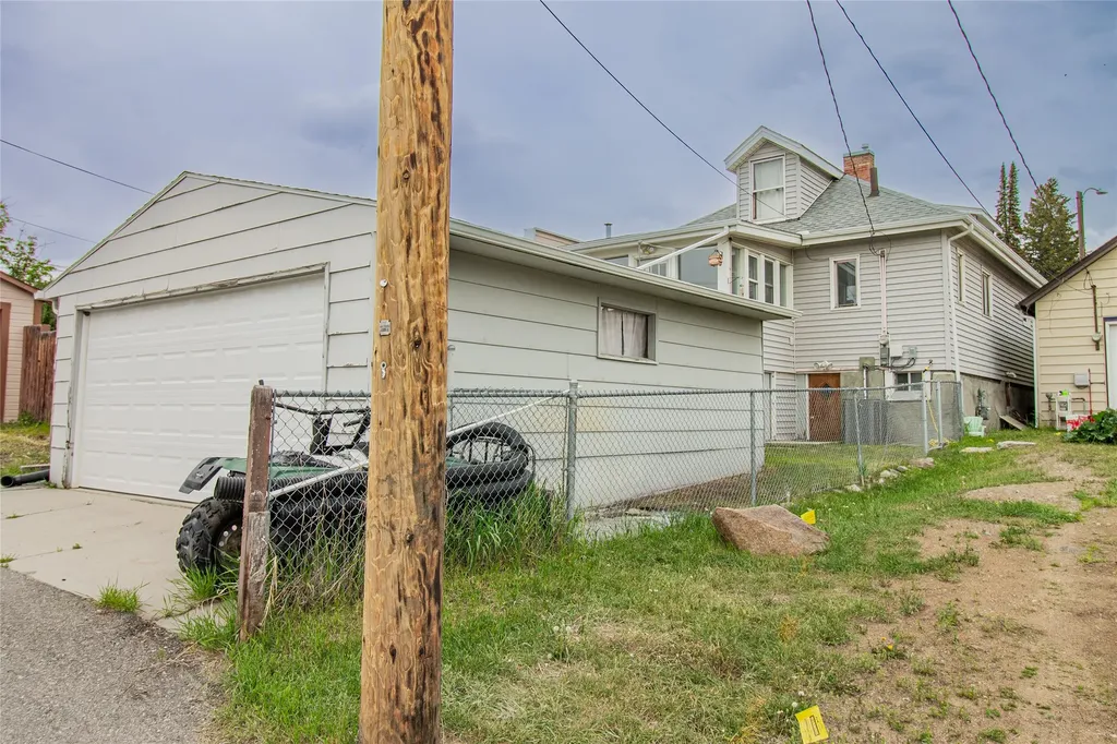 1036 W Diamond Street Butte MT 59701
