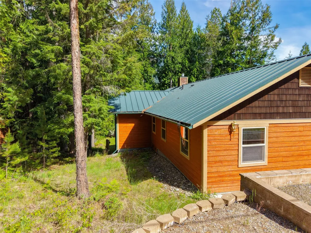 20 Halo Drive Troy MT 59935