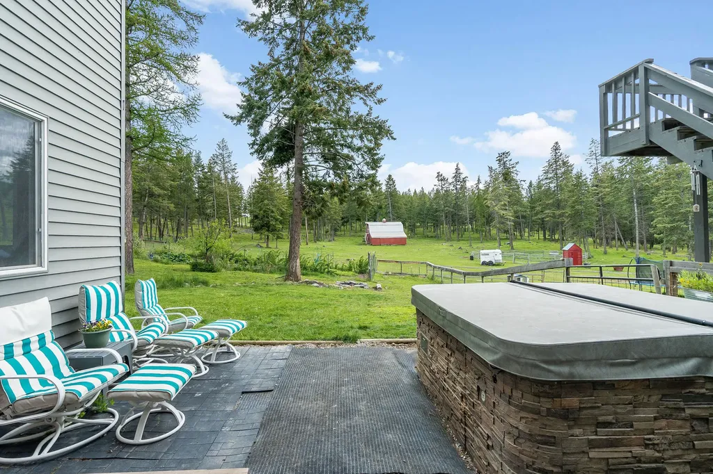 405 Buffalo Trail Somers MT 59932