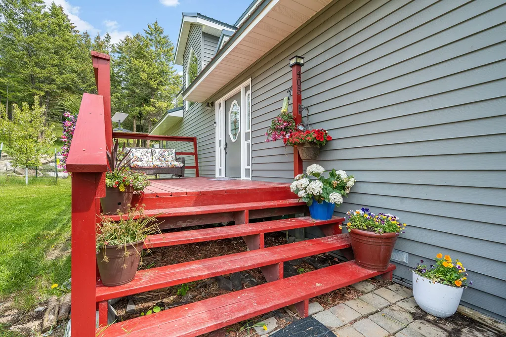 405 Buffalo Trail Somers MT 59932