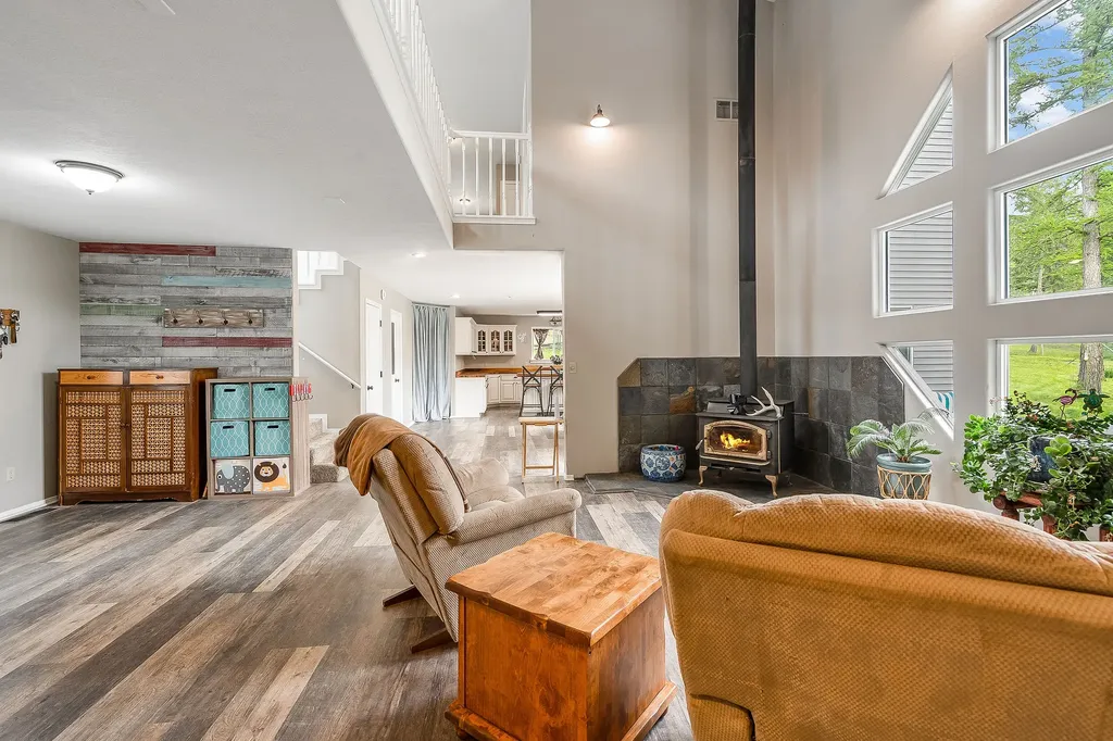 405 Buffalo Trail Somers MT 59932