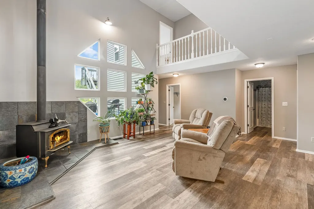 405 Buffalo Trail Somers MT 59932
