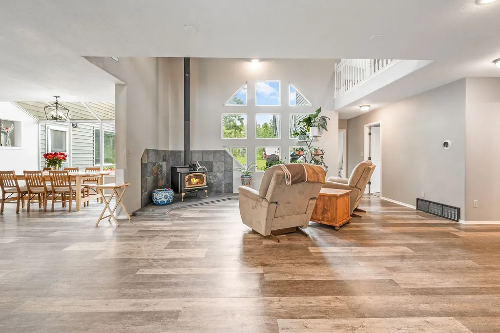 405 Buffalo Trail Somers MT 59932
