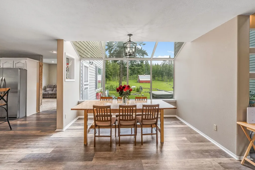 405 Buffalo Trail Somers MT 59932