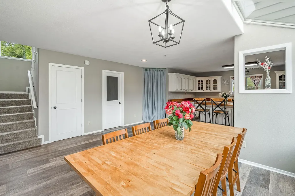 405 Buffalo Trail Somers MT 59932