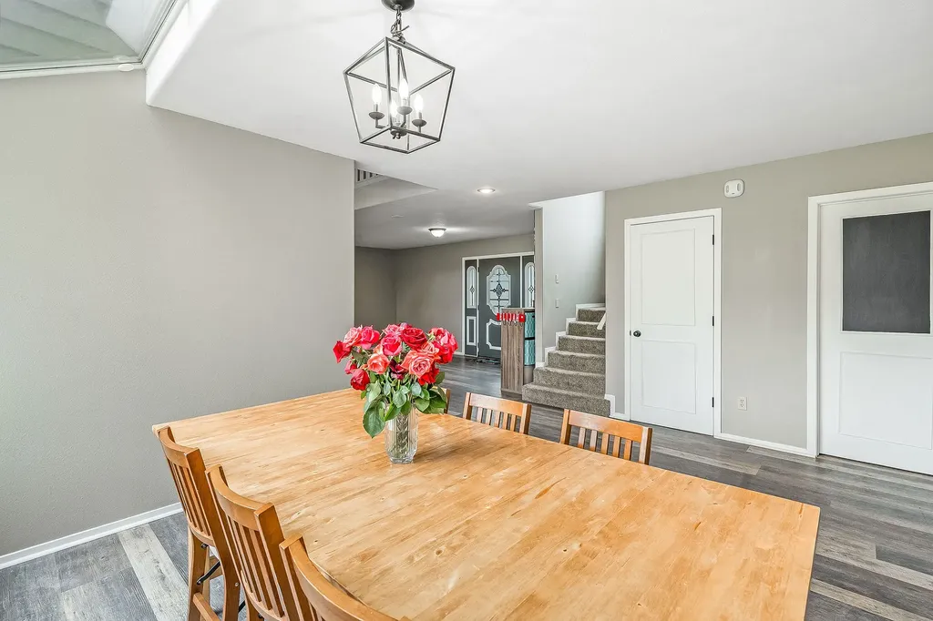 405 Buffalo Trail Somers MT 59932