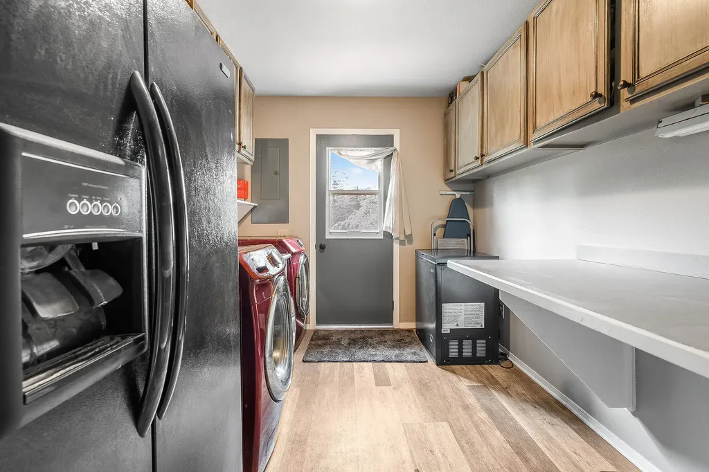 405 Buffalo Trail Somers MT 59932