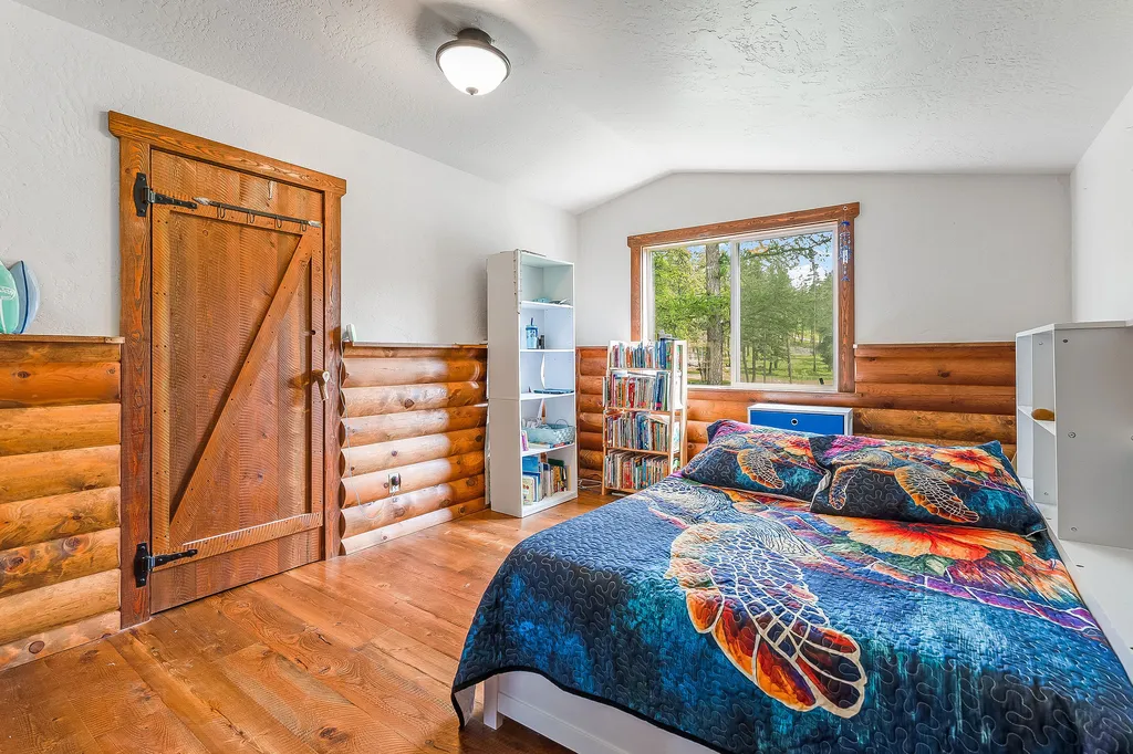 405 Buffalo Trail Somers MT 59932