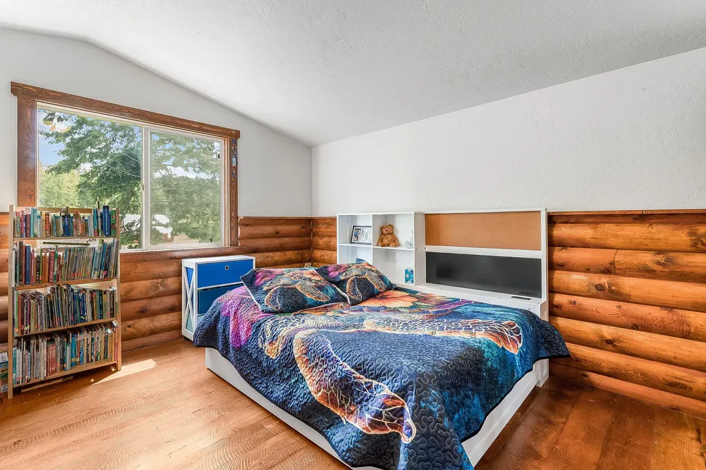 405 Buffalo Trail Somers MT 59932