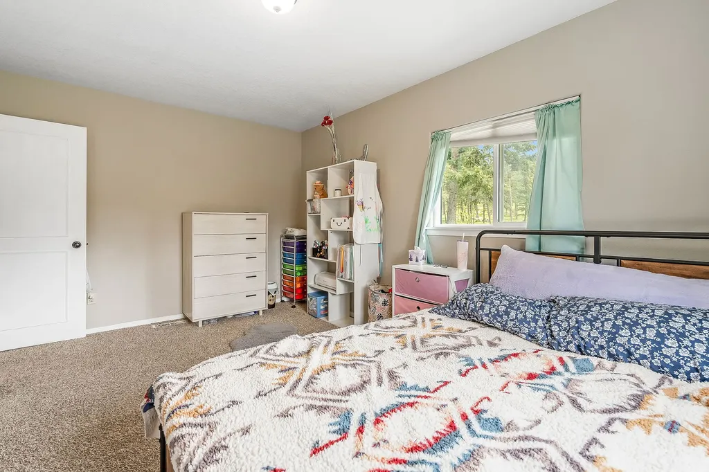 405 Buffalo Trail Somers MT 59932