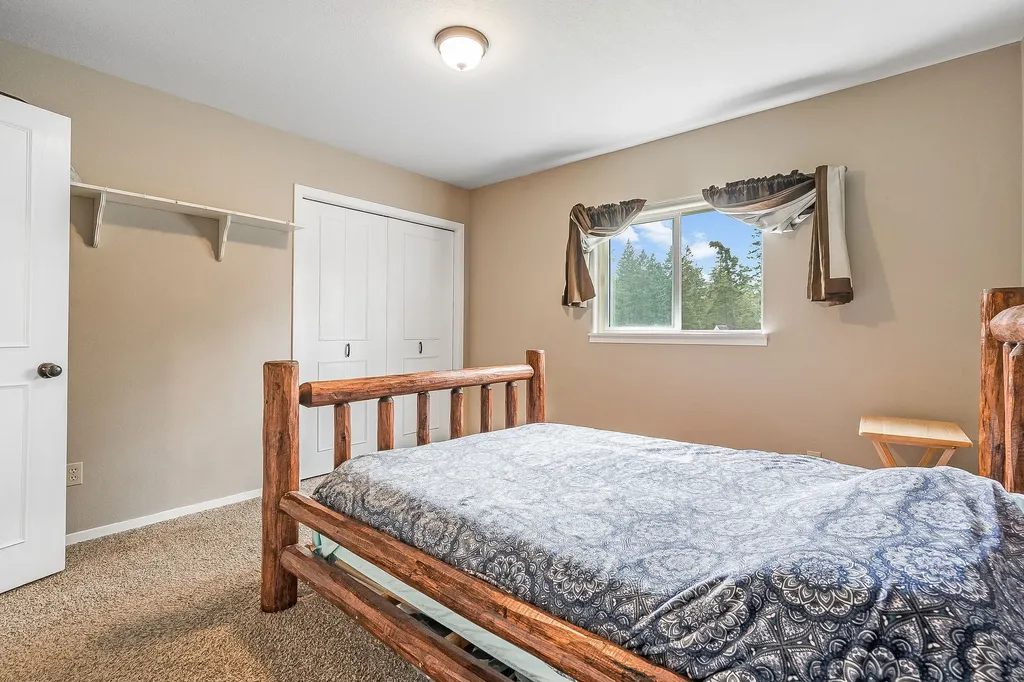 405 Buffalo Trail Somers MT 59932