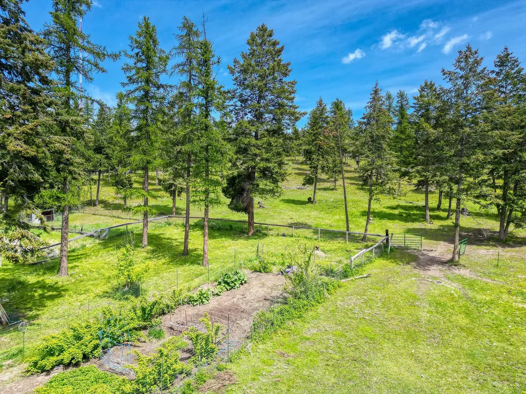 405 Buffalo Trail Somers MT 59932