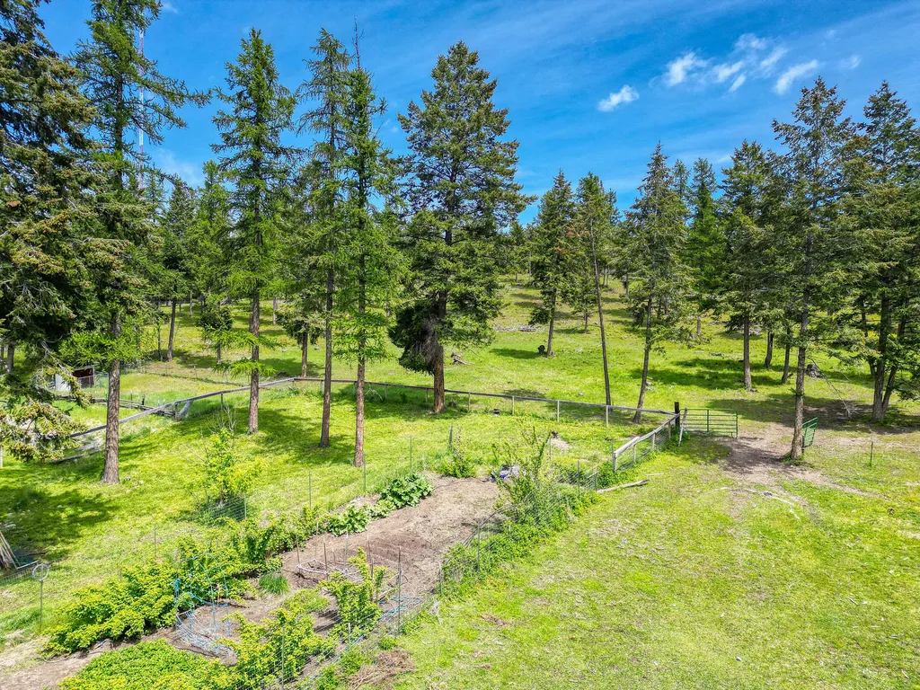 405 Buffalo Trail Somers MT 59932