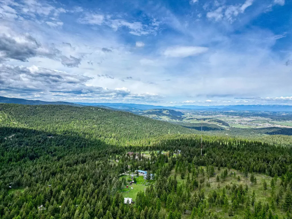405 Buffalo Trail Somers MT 59932