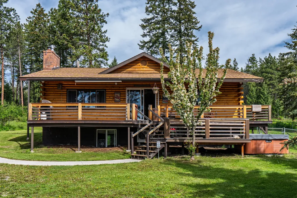 161 Pineview Drive Lakeside MT 59922