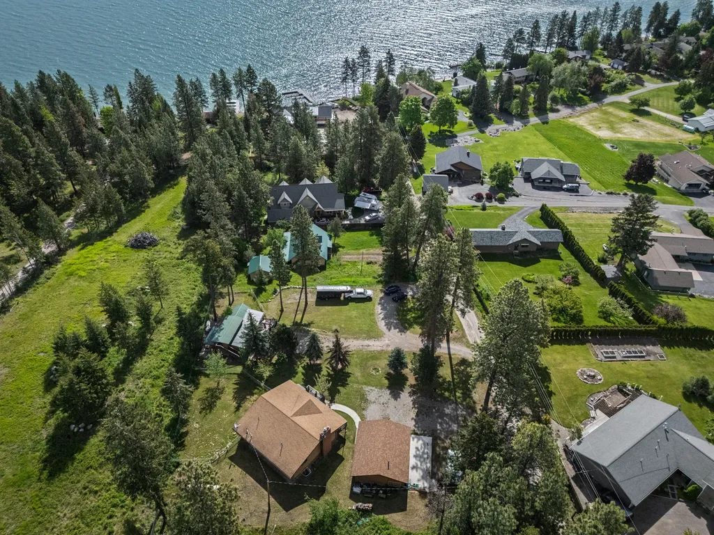 161 Pineview Drive Lakeside MT 59922