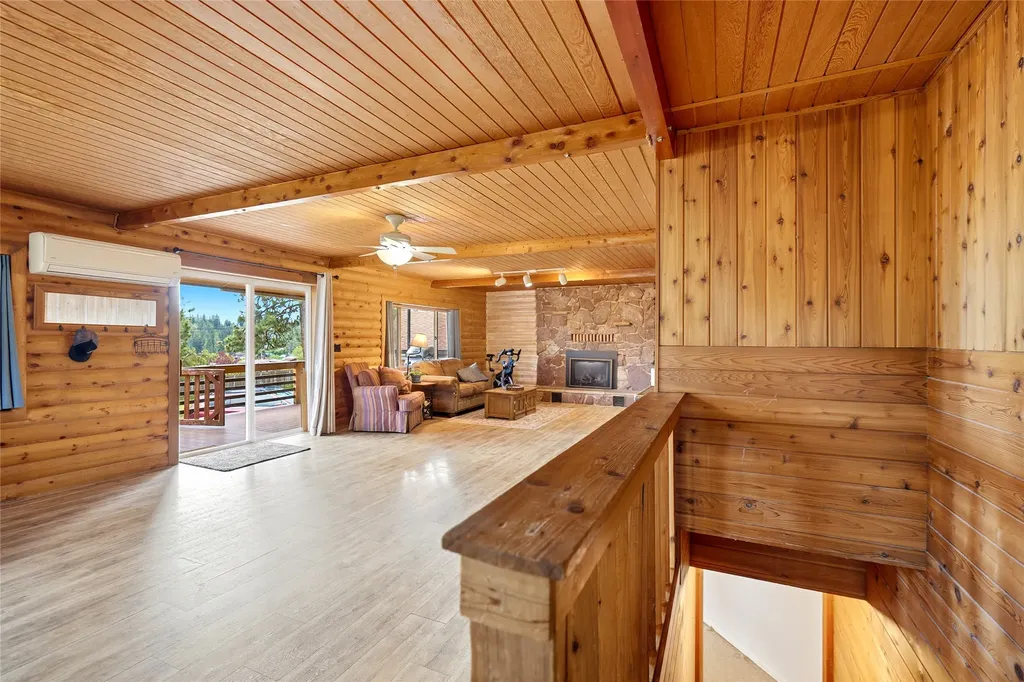 161 Pineview Drive Lakeside MT 59922