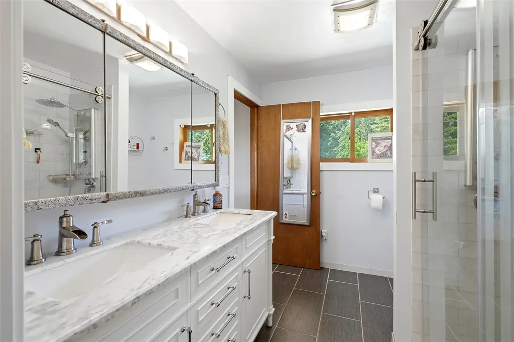 161 Pineview Drive Lakeside MT 59922