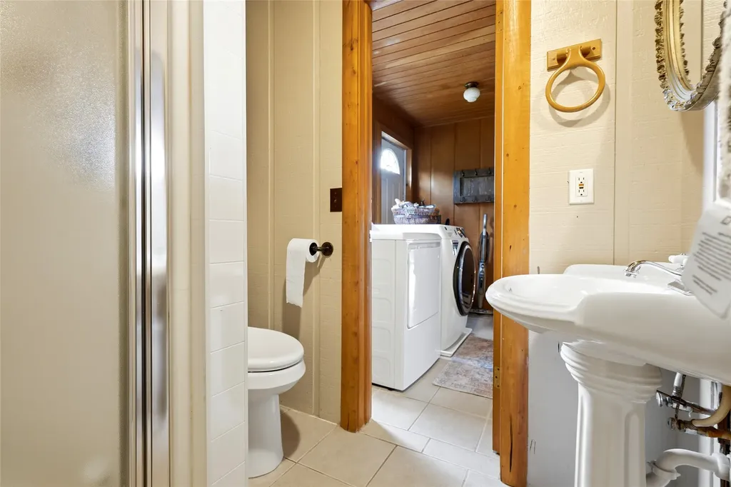 161 Pineview Drive Lakeside MT 59922