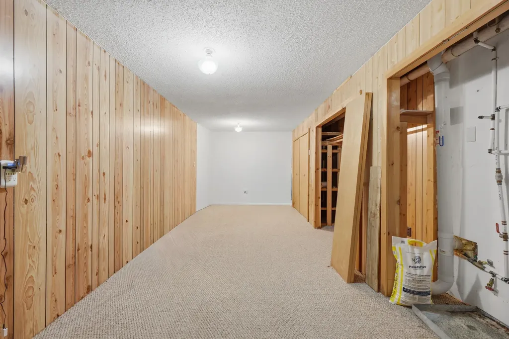 161 Pineview Drive Lakeside MT 59922
