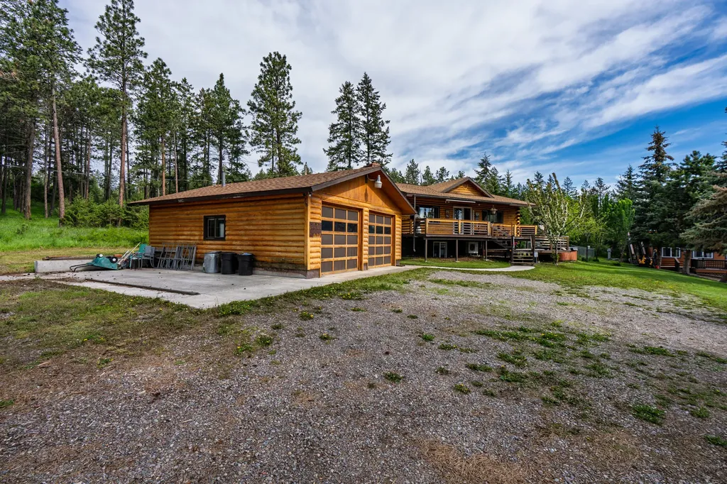 161 Pineview Drive Lakeside MT 59922
