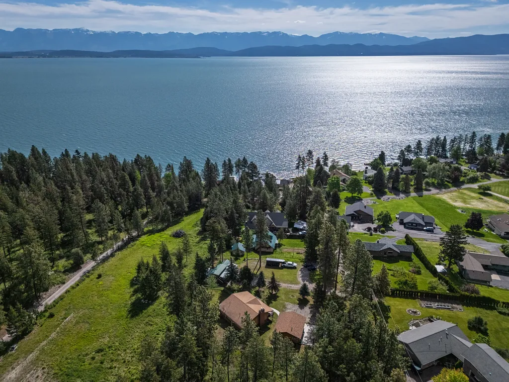 161 Pineview Drive Lakeside MT 59922