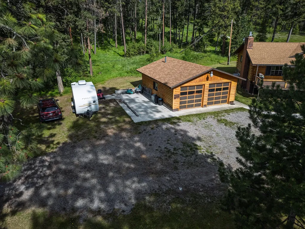 161 Pineview Drive Lakeside MT 59922