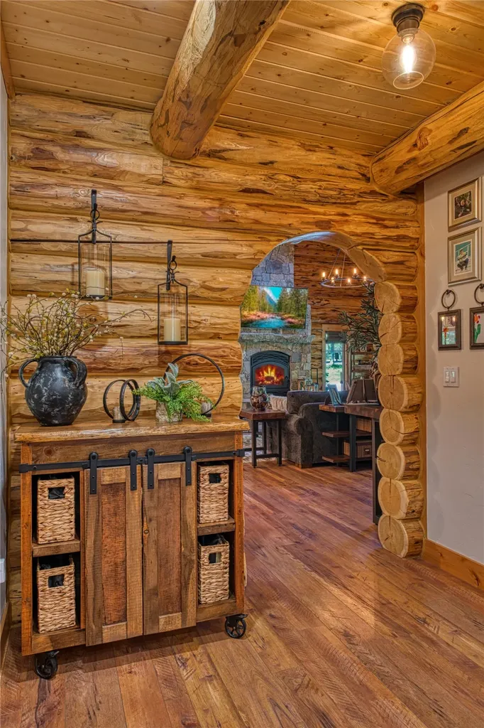 22 Cheyenne Court Troy MT 59935