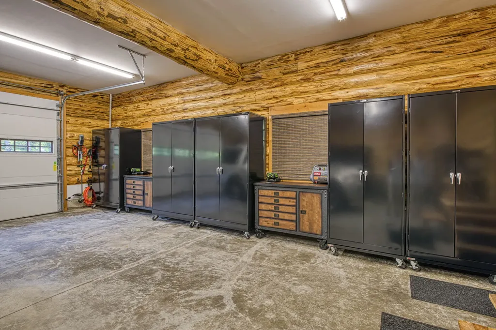 22 Cheyenne Court Troy MT 59935