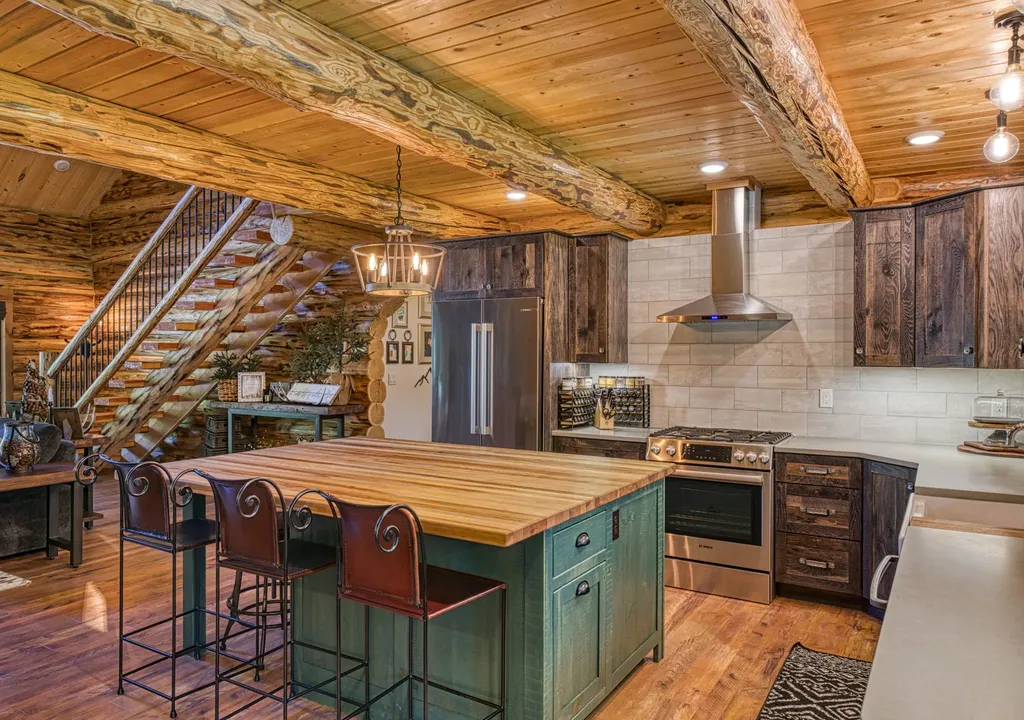 22 Cheyenne Court Troy MT 59935