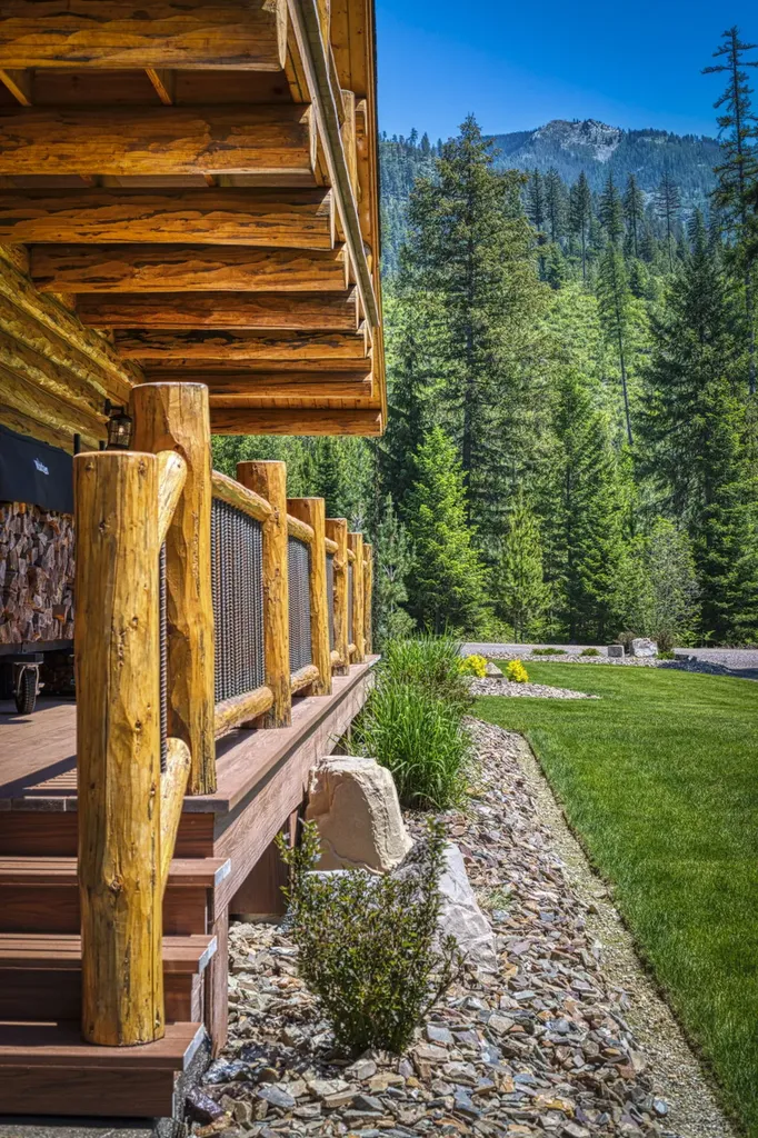 22 Cheyenne Court Troy MT 59935