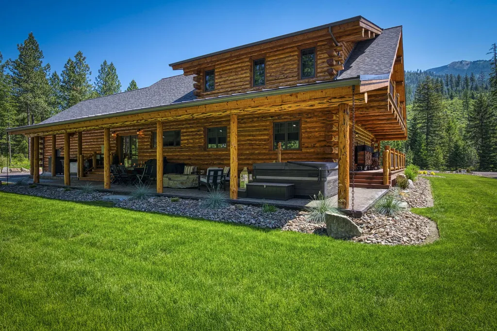 22 Cheyenne Court Troy MT 59935