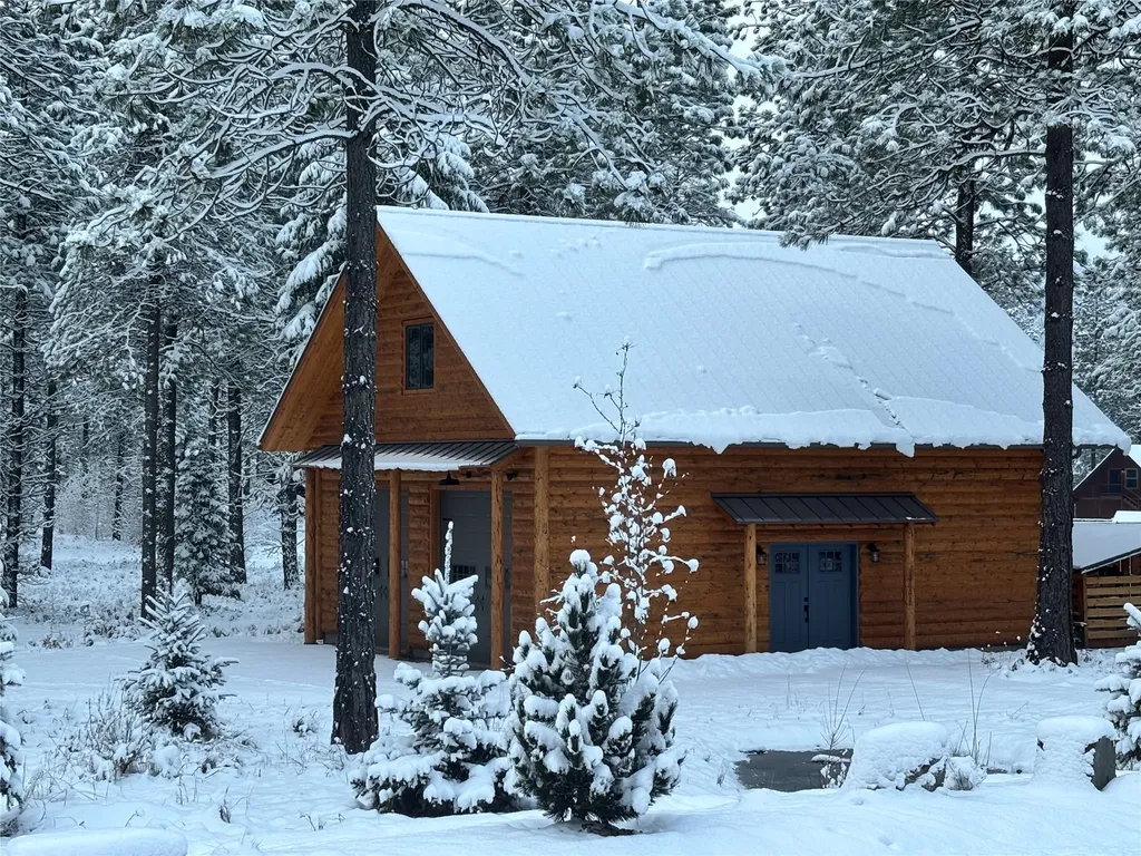 22 Cheyenne Court Troy MT 59935